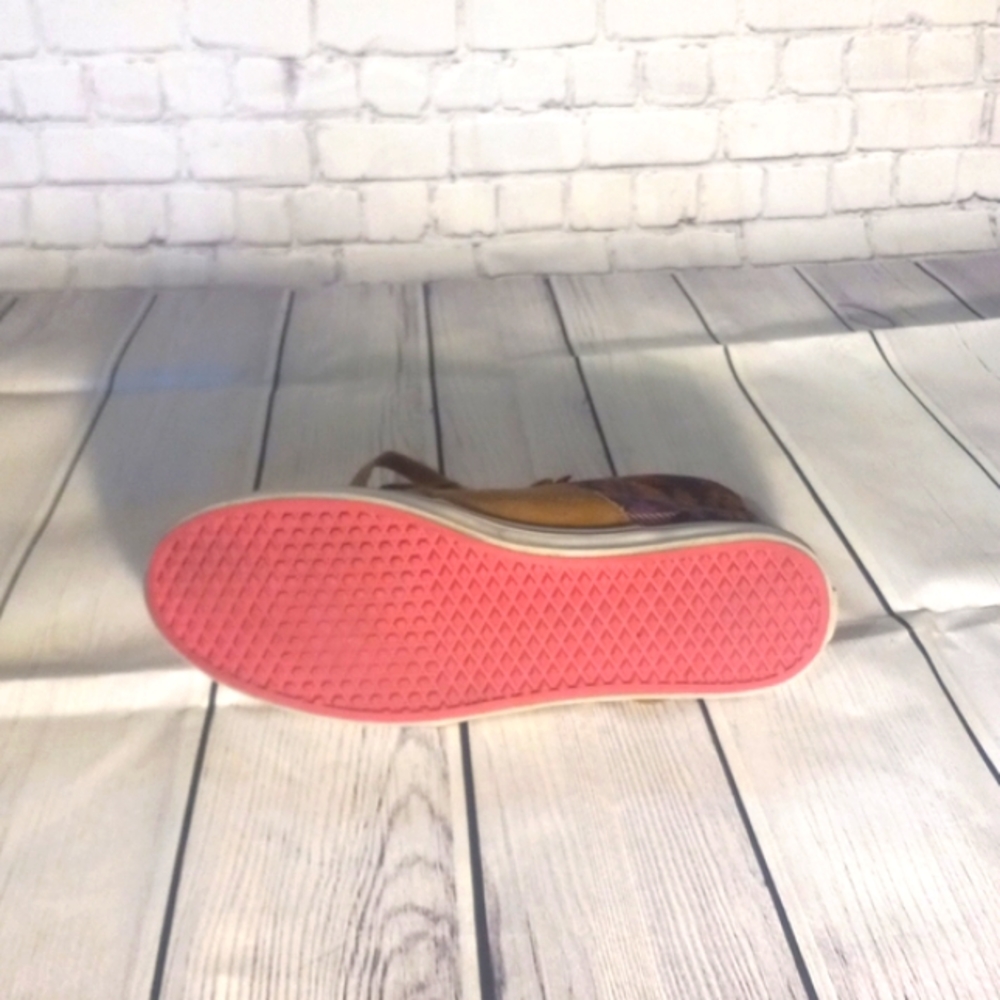 Vans - Picture 3 of 3